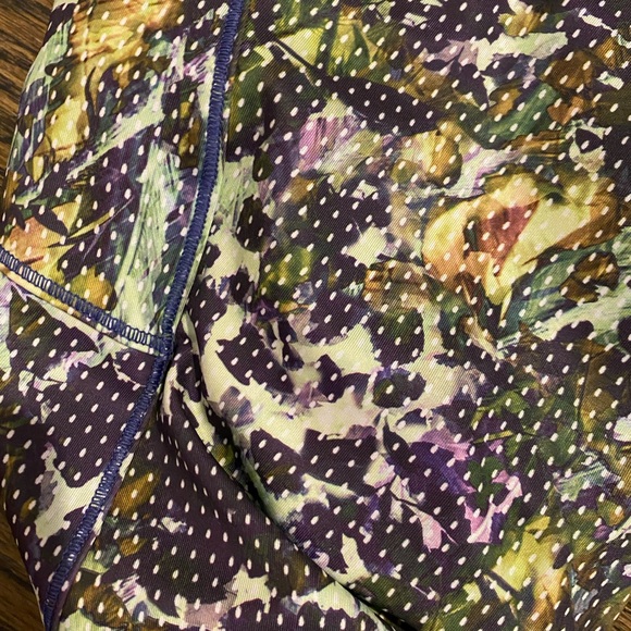 Lululemon mesh tank with built in bra! - Picture 7 of 7